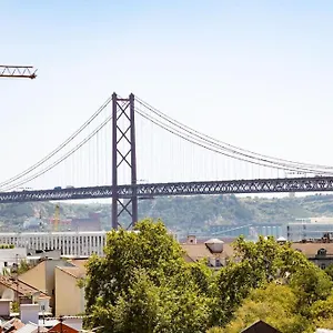https://superb-central-lisbon-apartment.hotels-lisbon-portugal.com