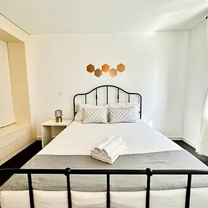 https://marina-expo-apartment.hotels-lisbon-portugal.com